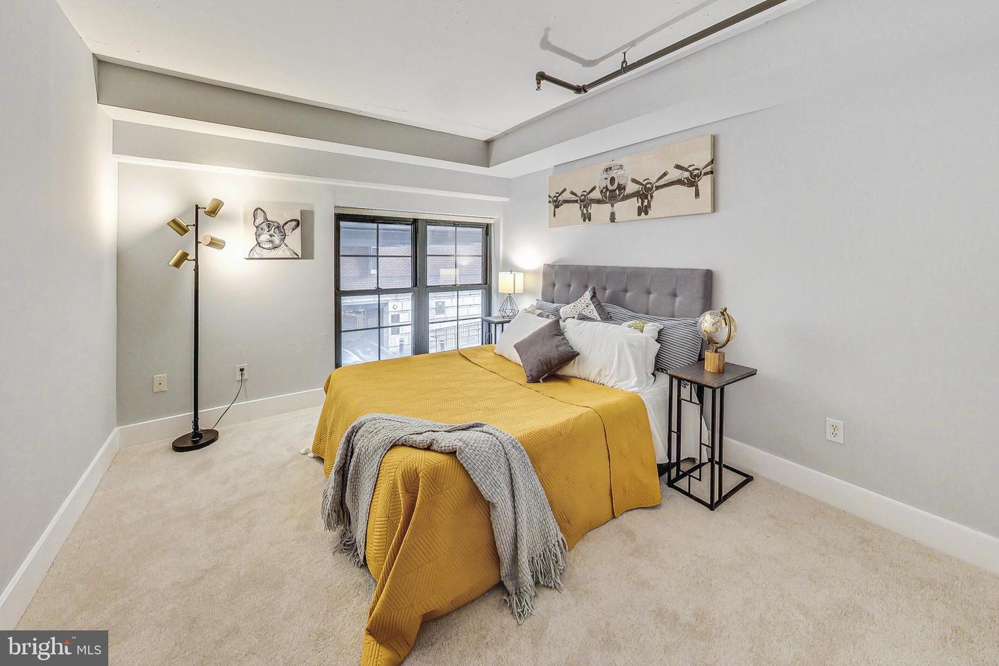 2328 Champlain St Nw #202 Property Photo 15