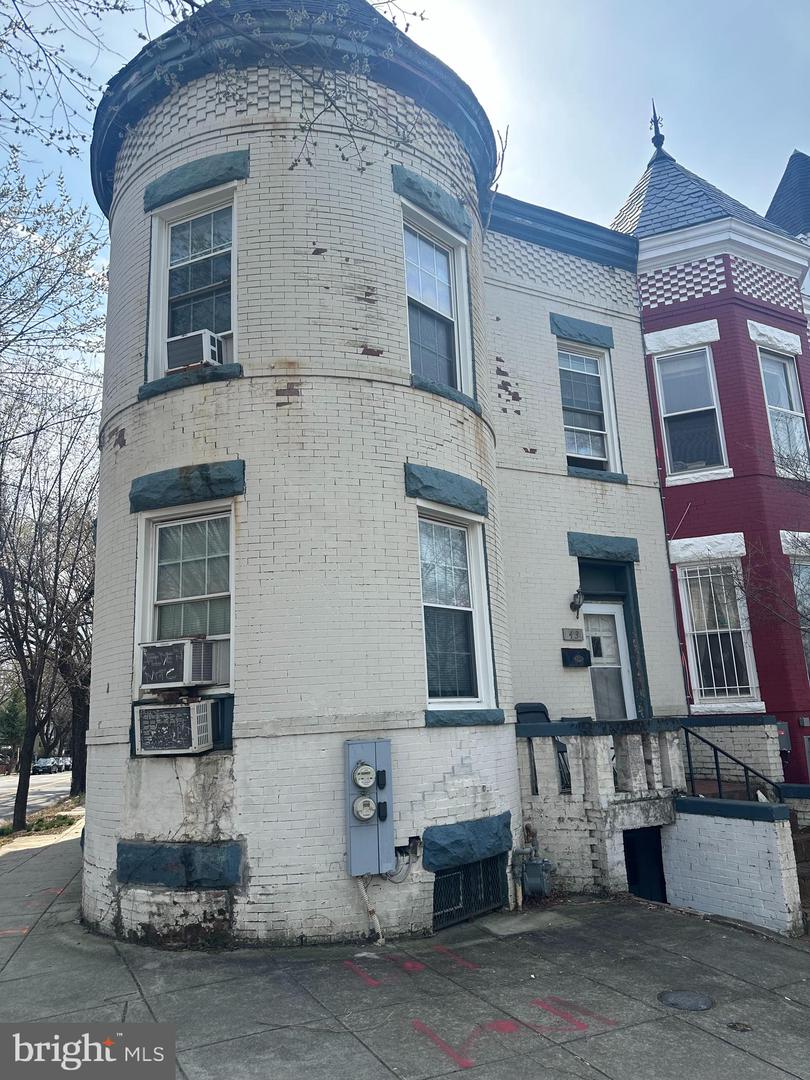 43 U St Ne Property Photo 1