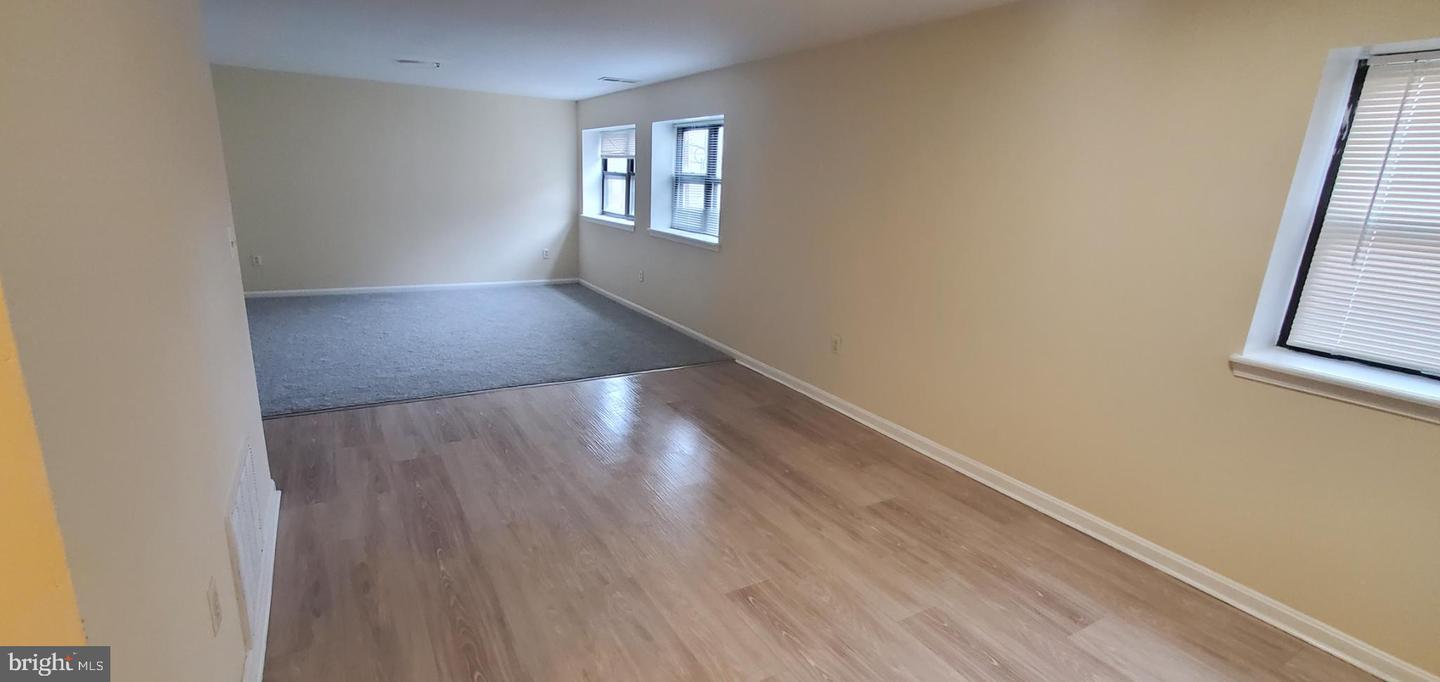 1429 Girard St Nw #205 Property Photo 11