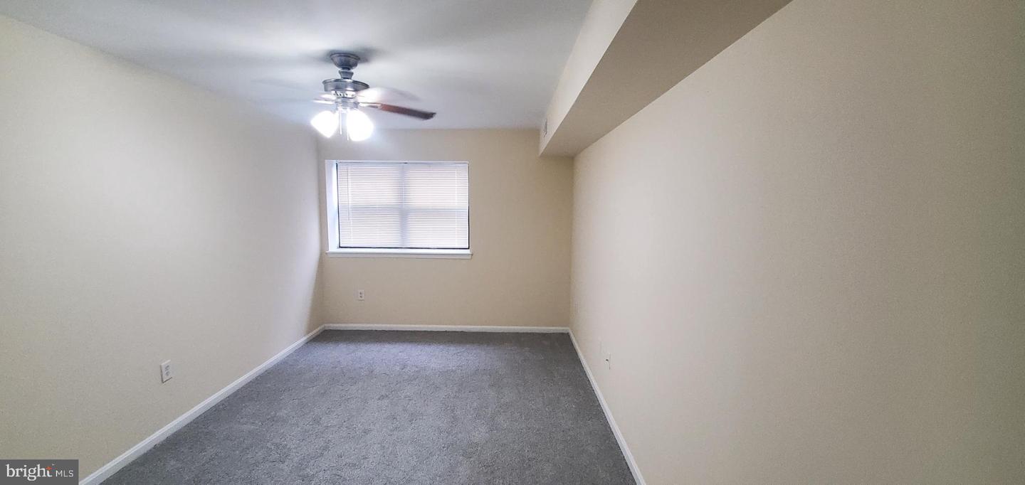 1429 Girard St Nw #205 Property Photo 20