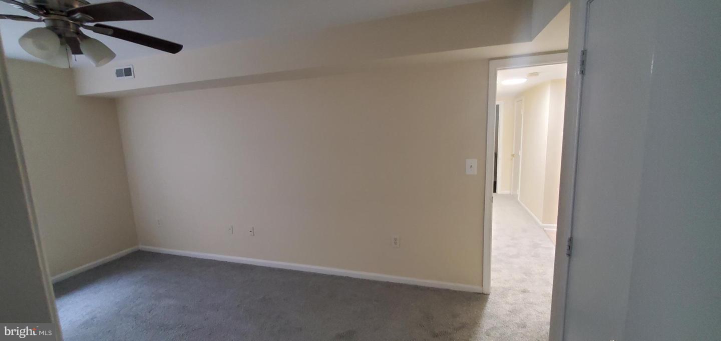 1429 Girard St Nw #205 Property Photo 25