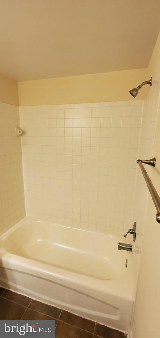 1429 Girard St Nw #205 Property Photo 27
