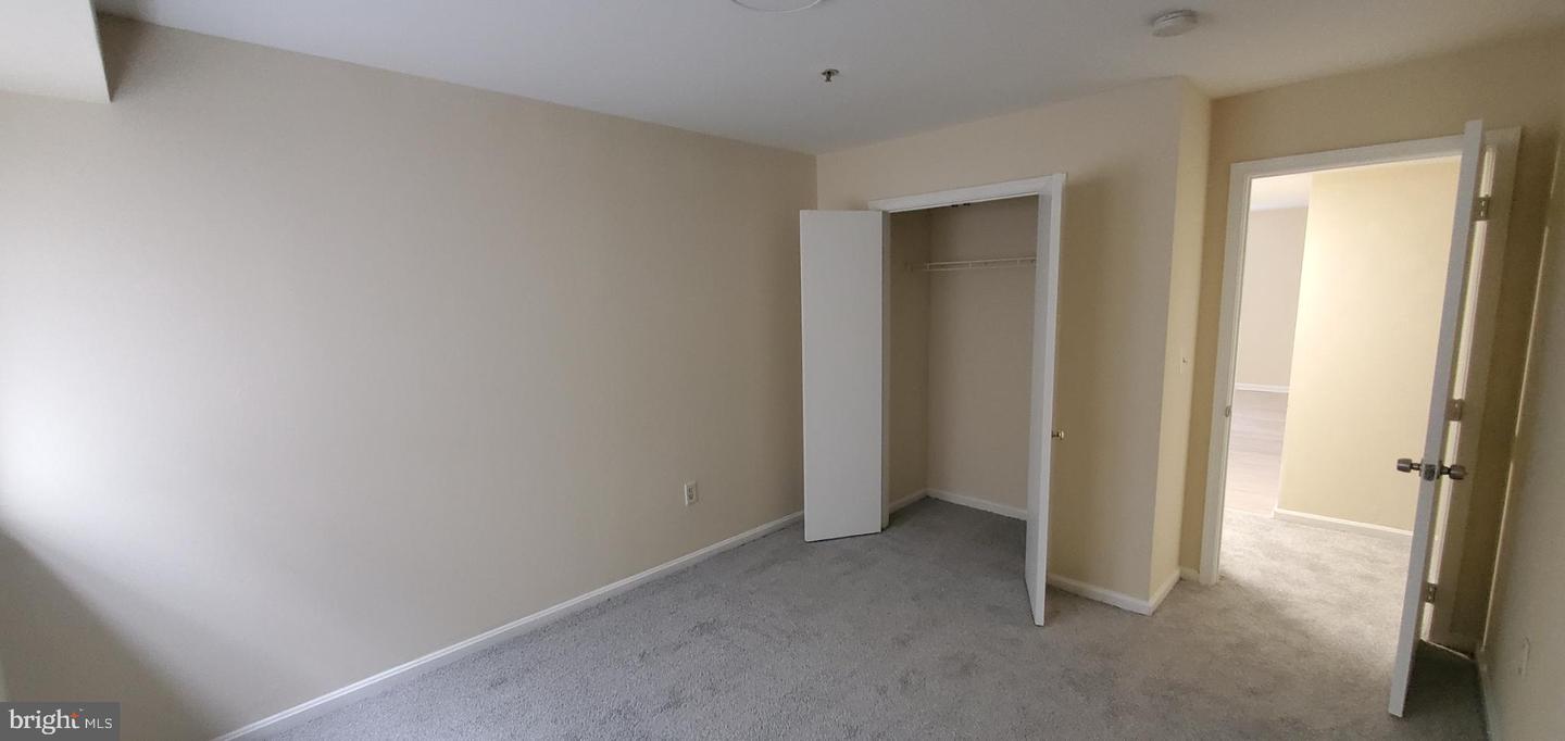 1429 Girard St Nw #205 Property Photo 32
