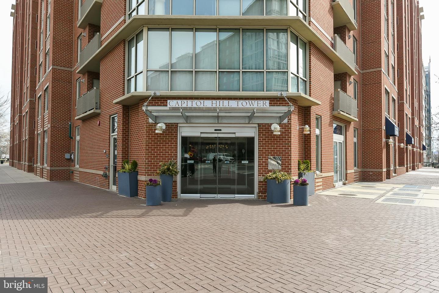 1000 New Jersey Ave Se #908 Property Photo 2