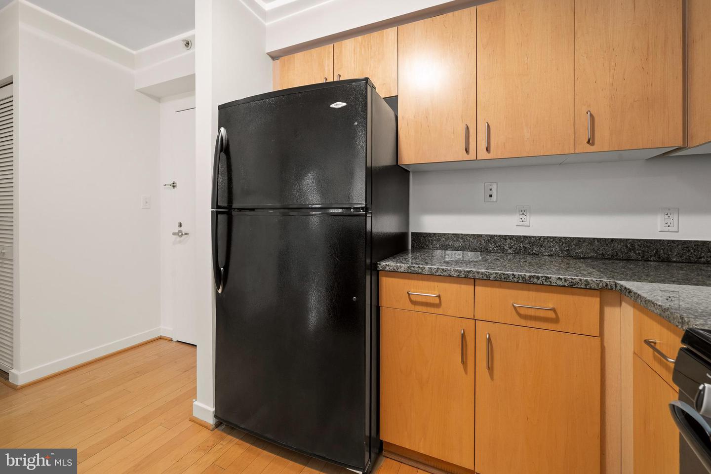 1000 New Jersey Ave Se #908 Property Photo 10