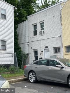 1650 F ST NE Property Photo 1