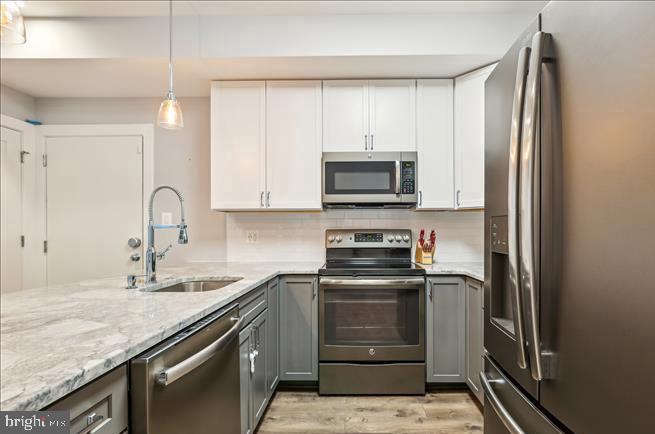 1340 Nicholson St Nw #2 Property Photo 8
