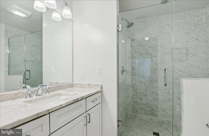 1340 Nicholson St Nw #2 Property Photo 19