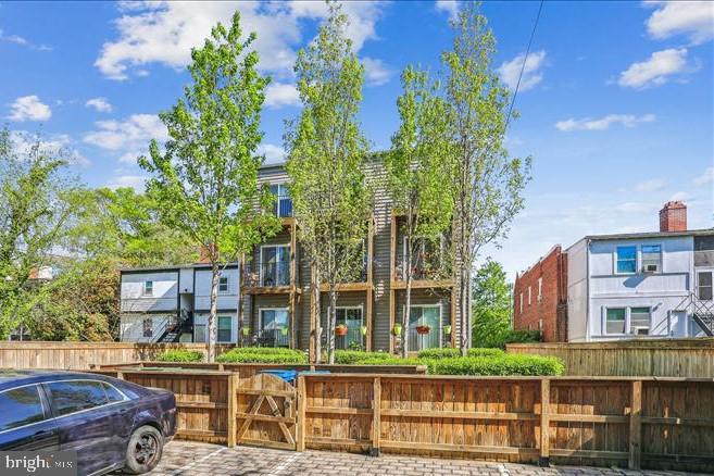 1340 Nicholson St Nw #2 Property Photo 27