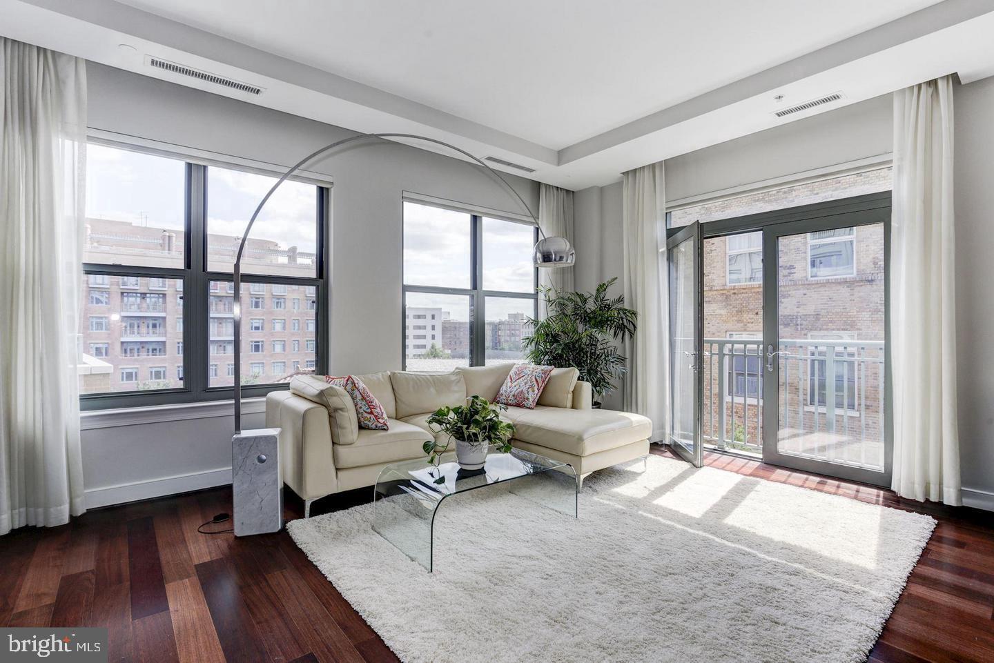 2425 L St Nw #730 Property Photo 8
