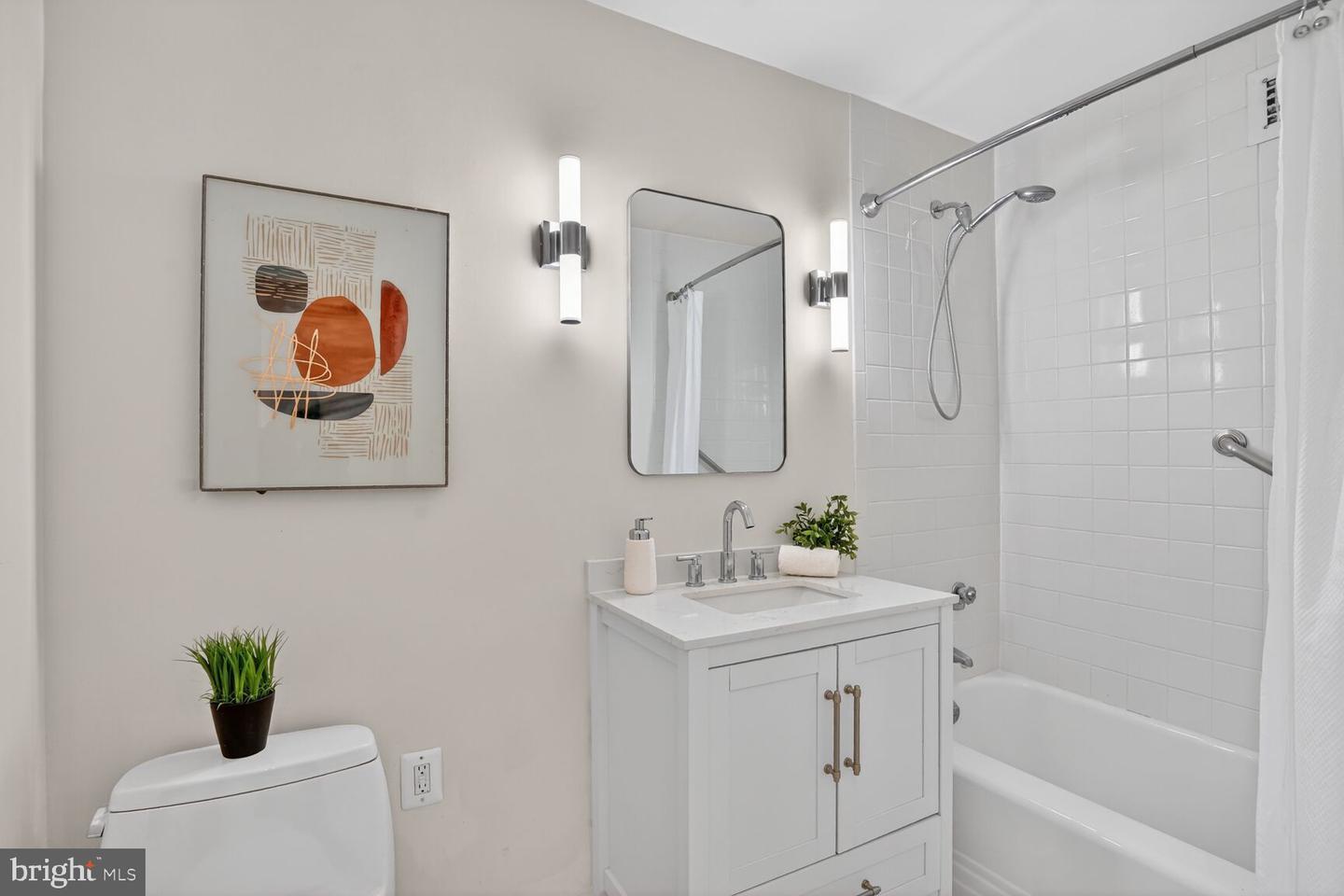4101 Cathedral Ave Nw #1107 Property Photo 27