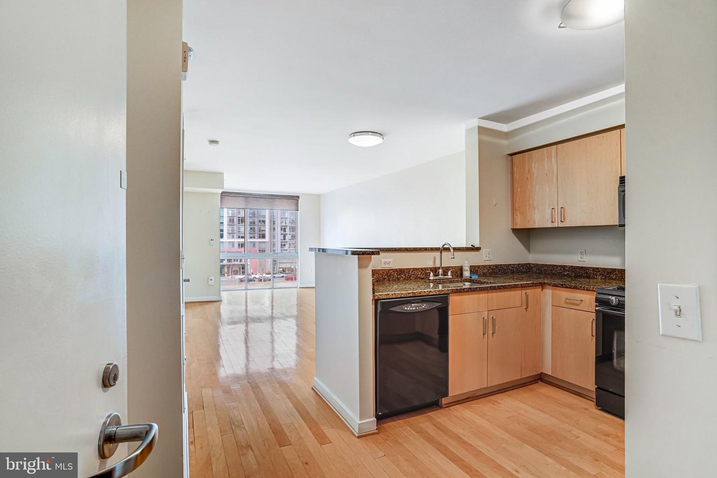 1000 New Jersey Ave Se #515 Property Photo 1
