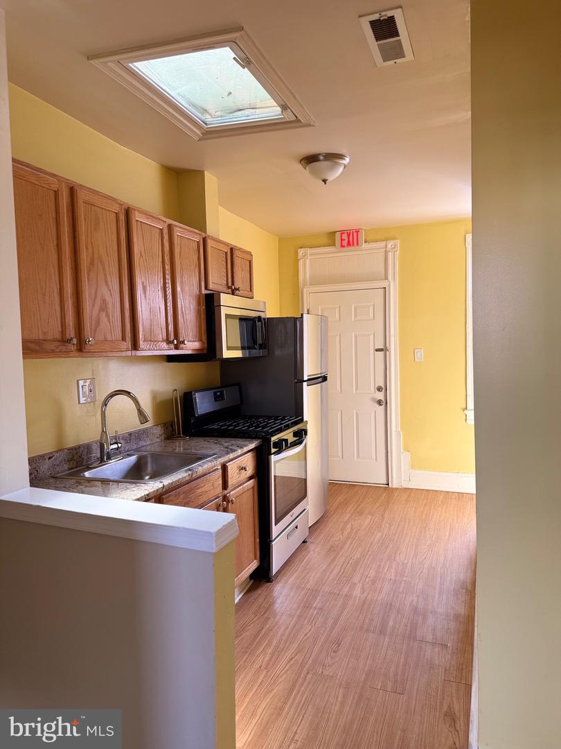 528-530 Hobart Pl Nw Property Photo 6