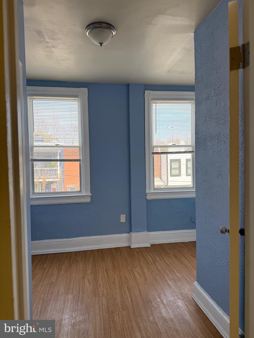 528-530 Hobart Pl Nw Property Photo 8