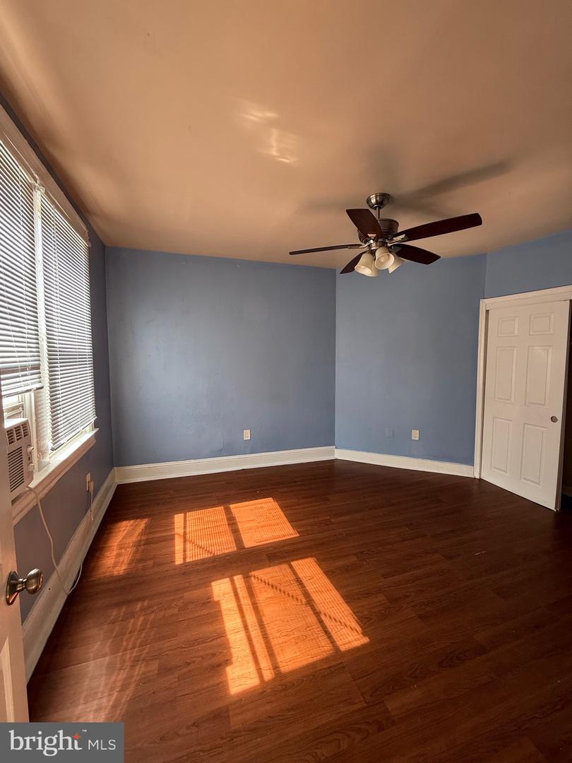 528-530 Hobart Pl Nw Property Photo 18