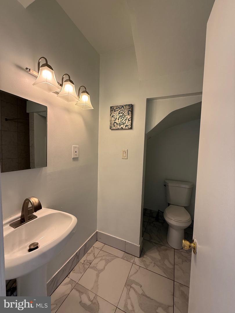 528-530 Hobart Pl Nw Property Photo 31