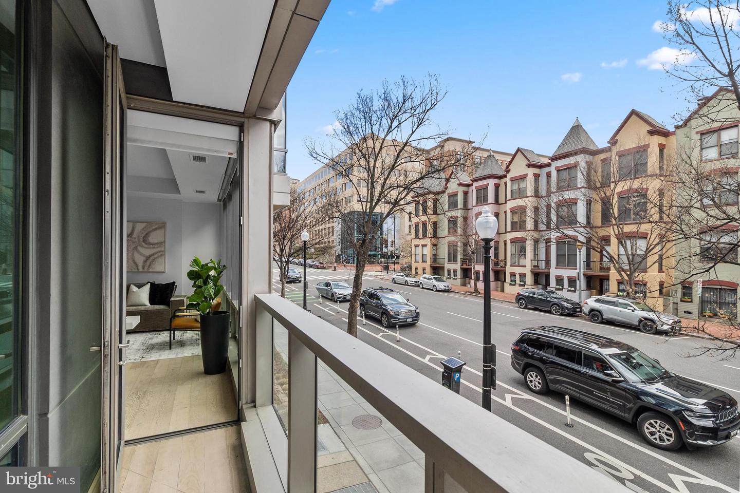 2501 M St Nw #t06 Property Photo 3