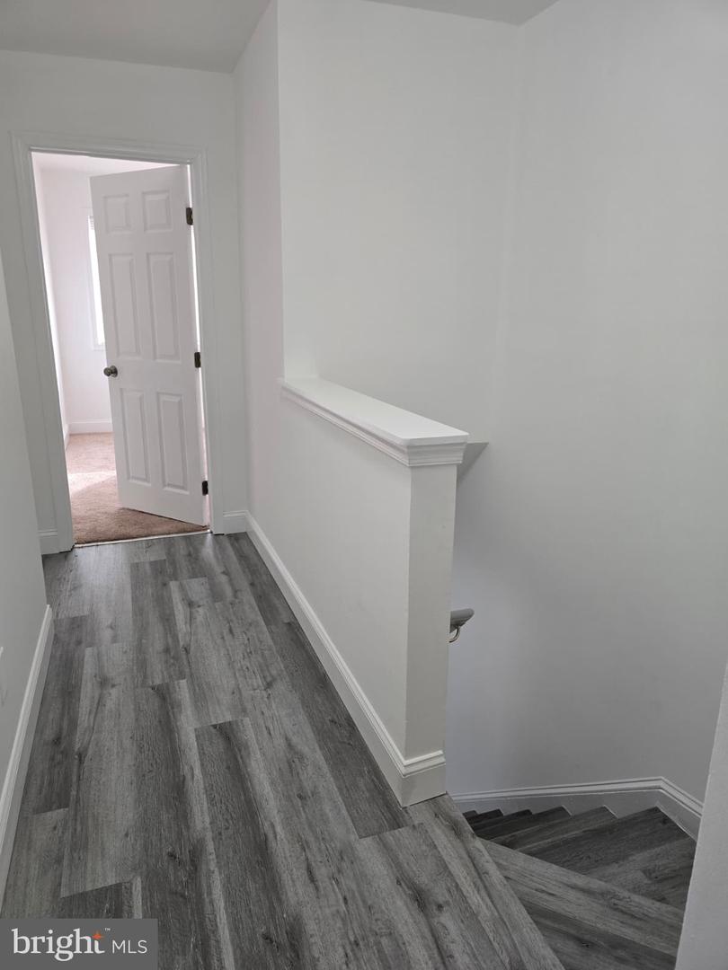 5320 Jay St Ne Property Photo 16