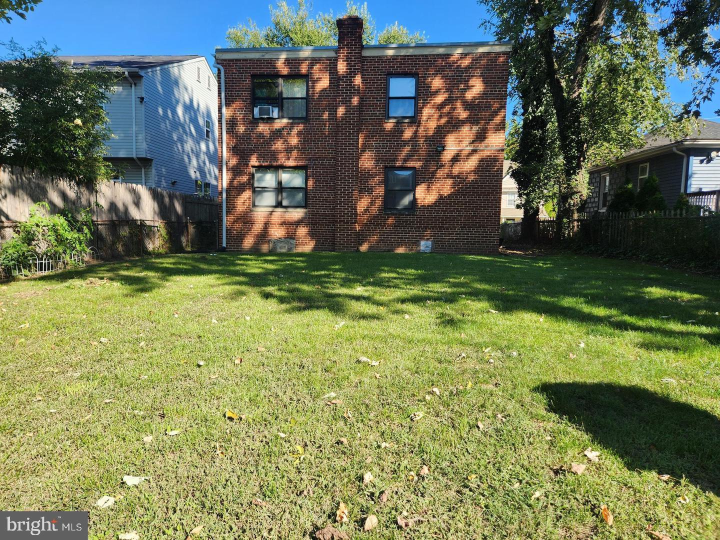 1126 48th Pl Ne Property Photo 13