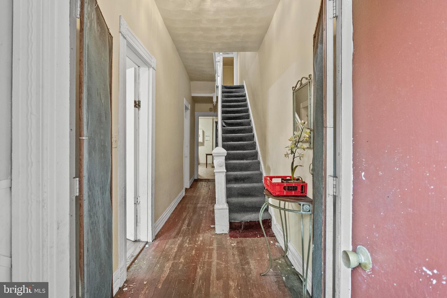 1524 6th St Nw Property Photo 2