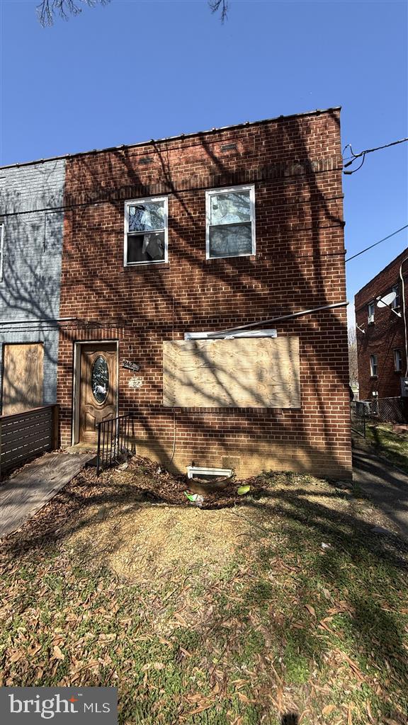 2422 Alabama Ave Se Property Photo 1