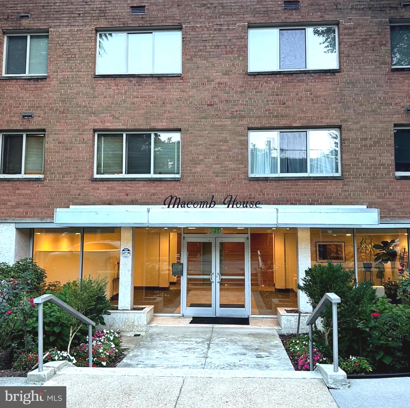 2710 Macomb St Nw #204 Property Photo 6