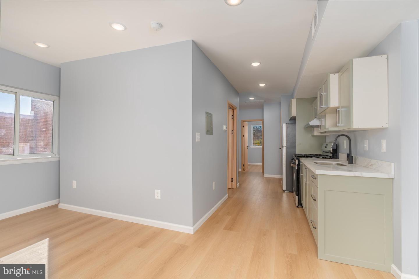 4936 Nash St Ne #9 Property Photo 1