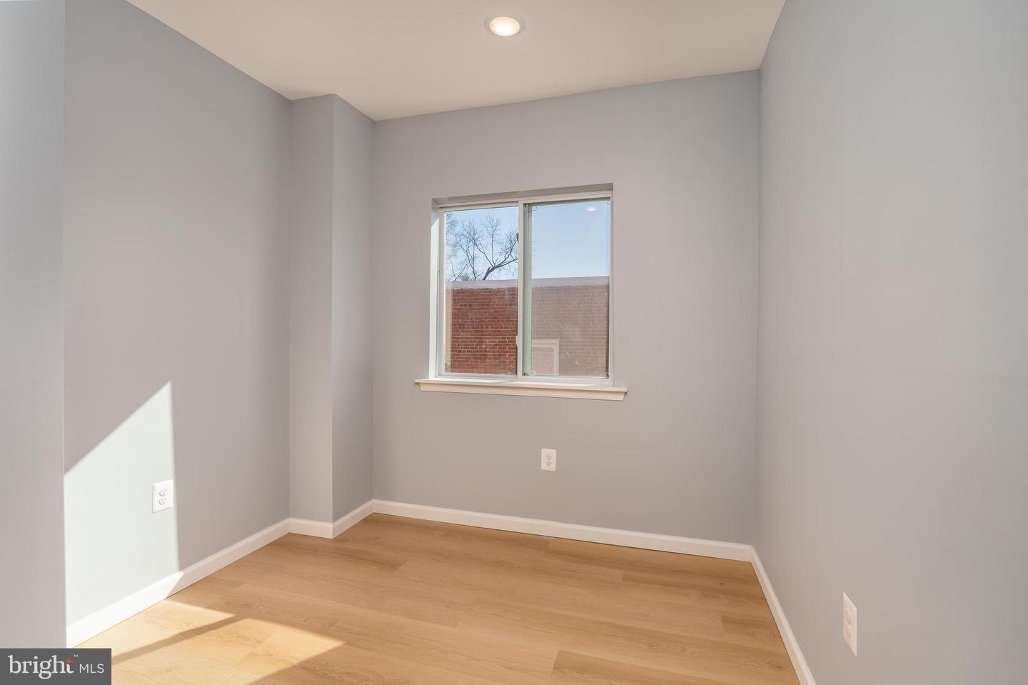 4936 Nash St Ne #9 Property Photo 13