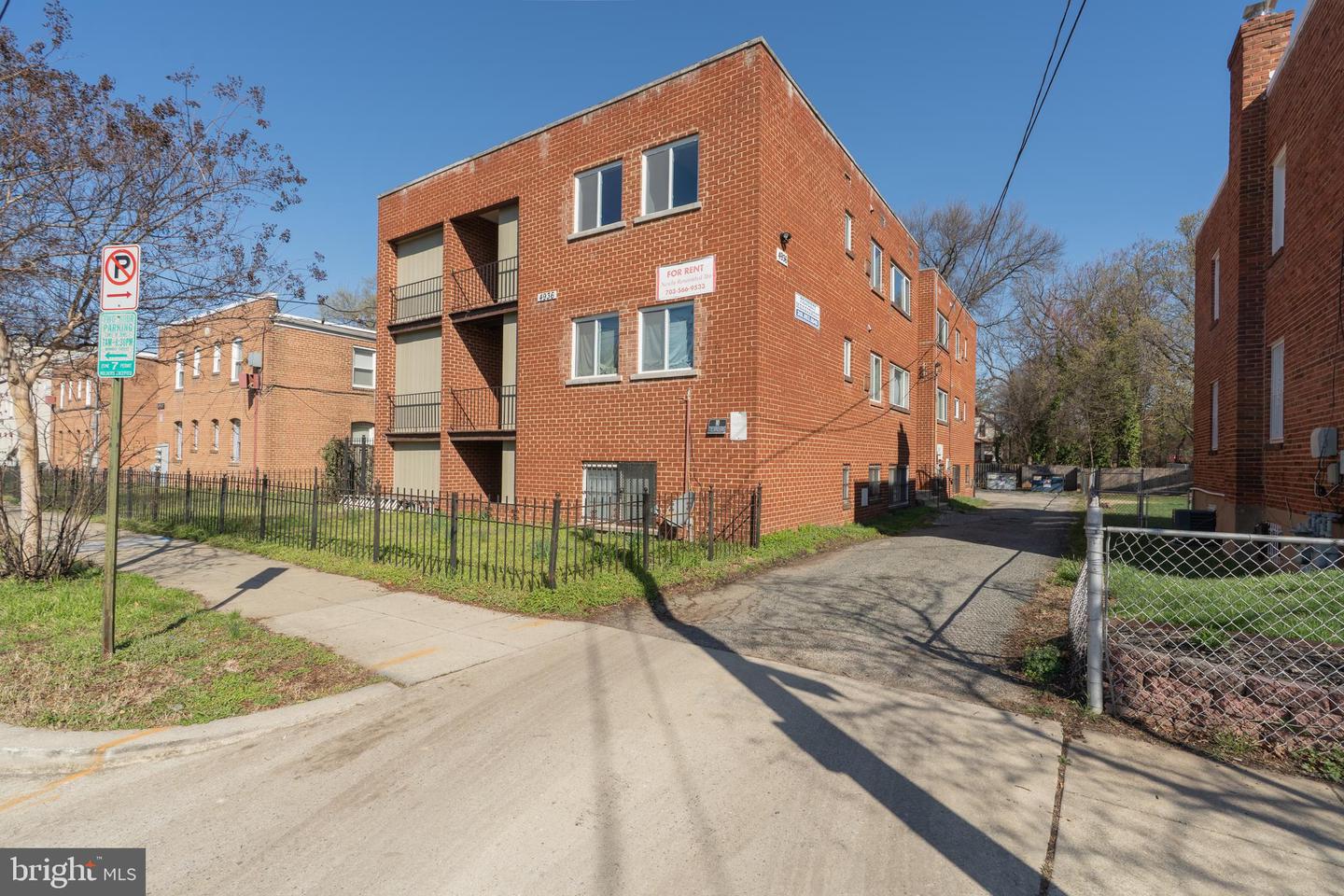 4936 Nash St Ne #9 Property Photo 15