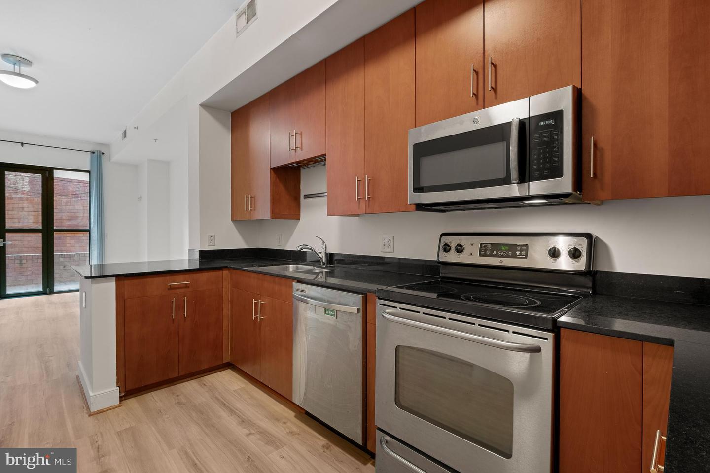 910 M St Nw #126 Property Photo 11