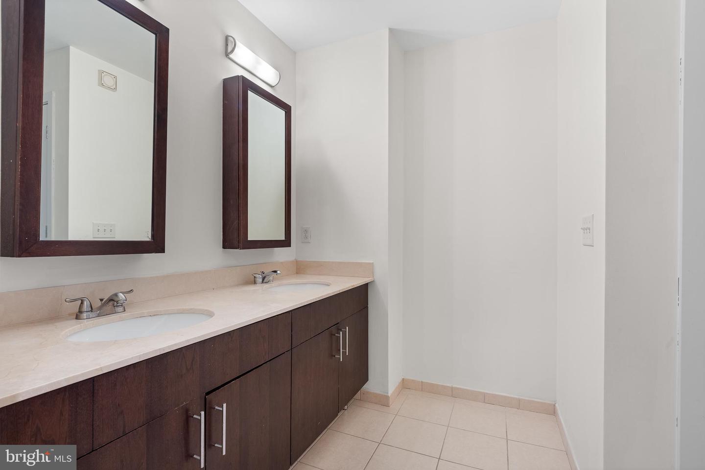 910 M St Nw #126 Property Photo 35