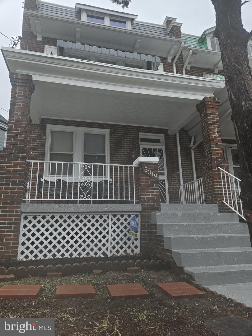 5319 3RD ST NW Property Photo 1