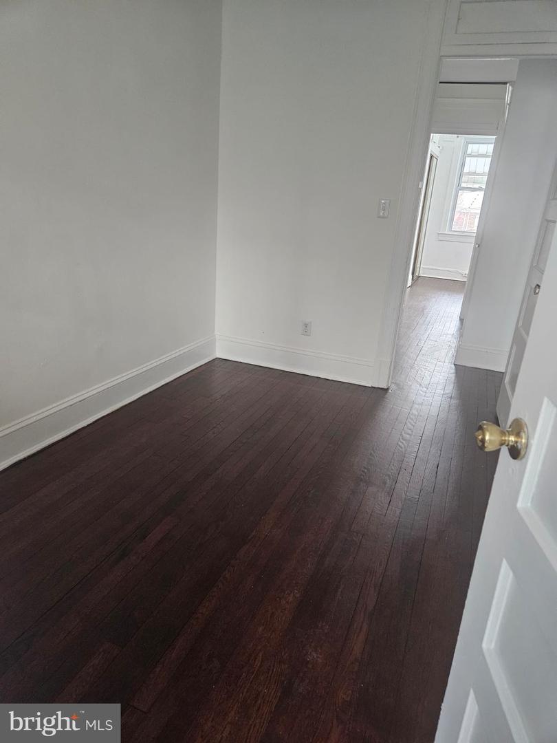 5319 3rd St Nw Property Photo 6