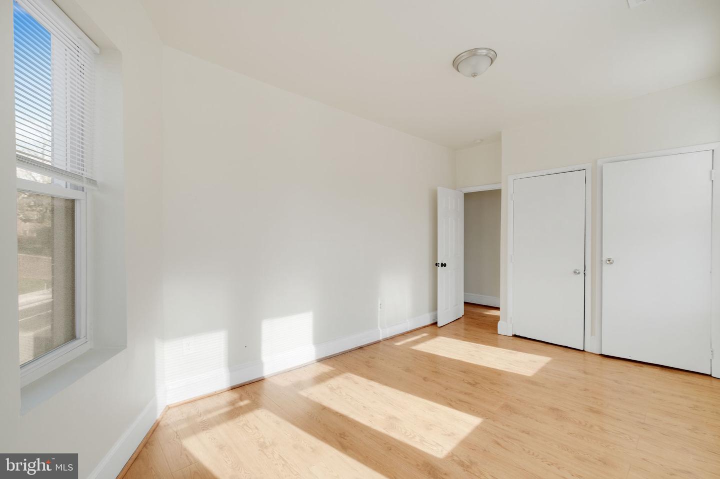 1209 6th St Ne #a Property Photo 19