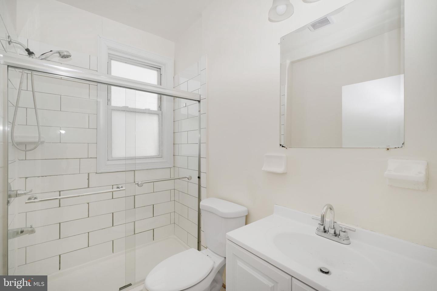 1209 6th St Ne #a Property Photo 27
