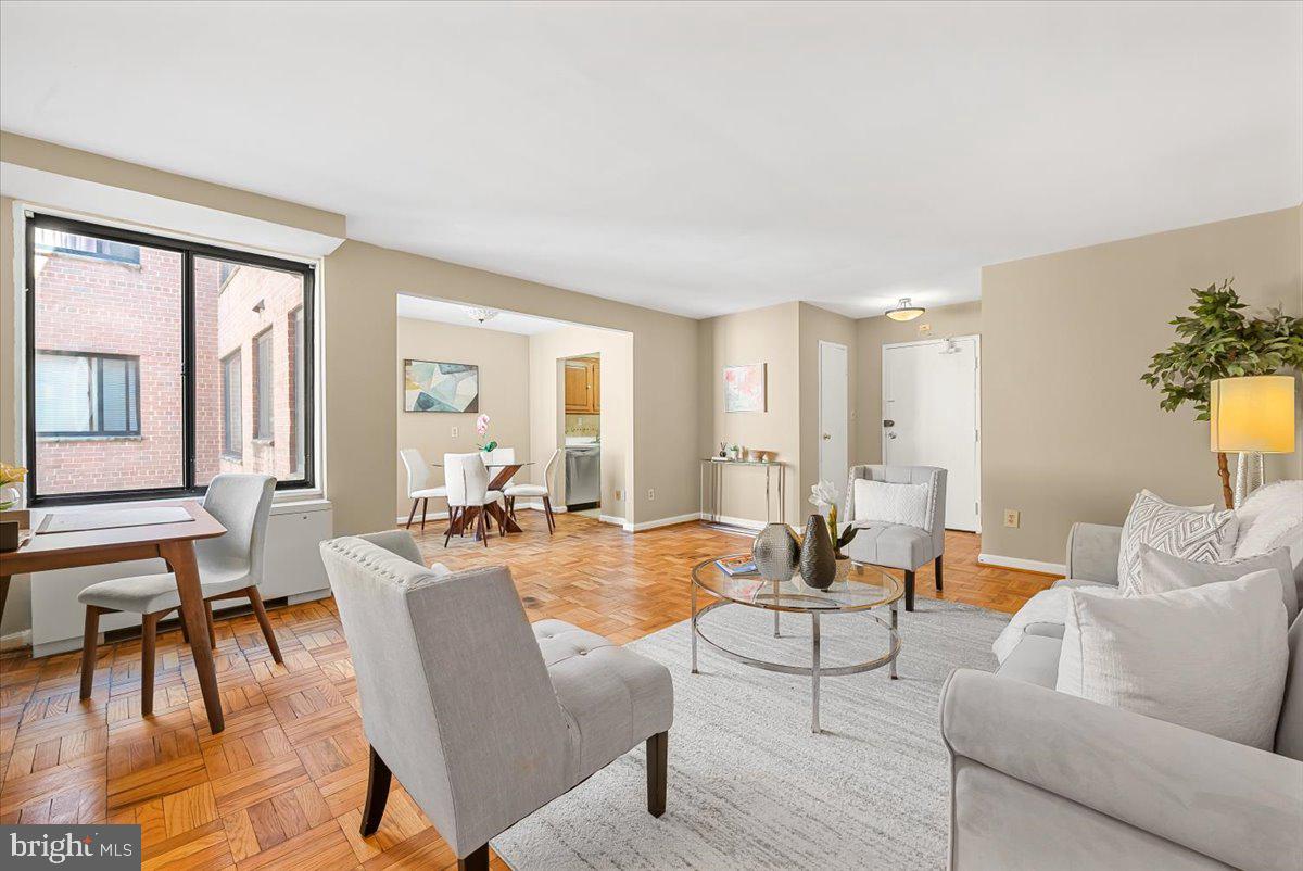5112 Macarthur Blvd Nw #110 Property Photo 1