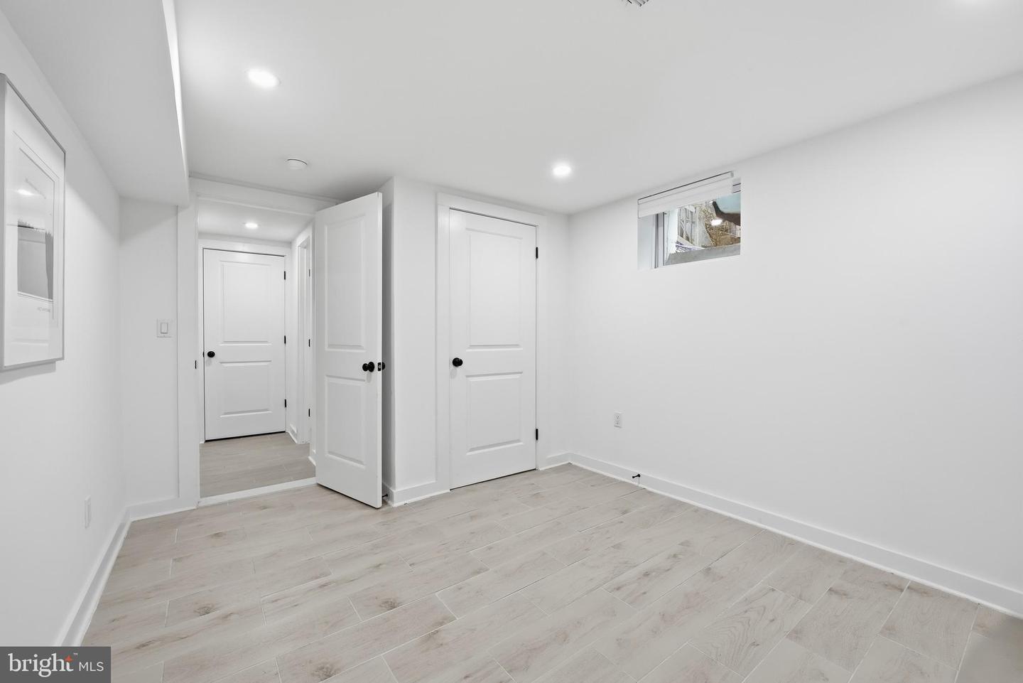 2211 Franklin St Ne Property Photo 35