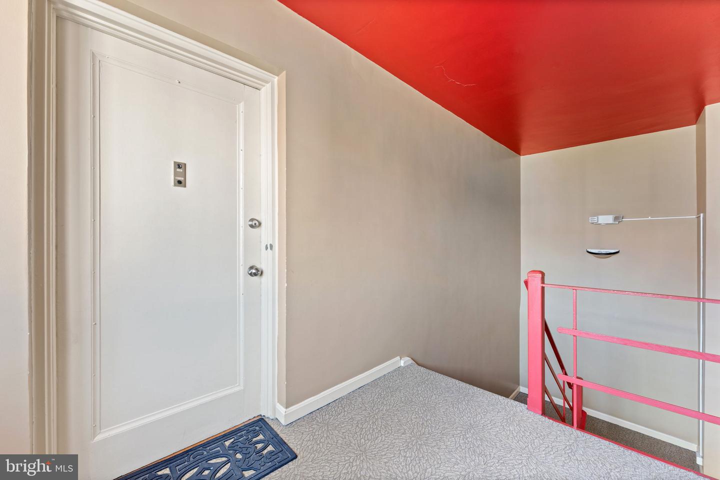 3827 Davis Pl Nw #5 Property Photo 4