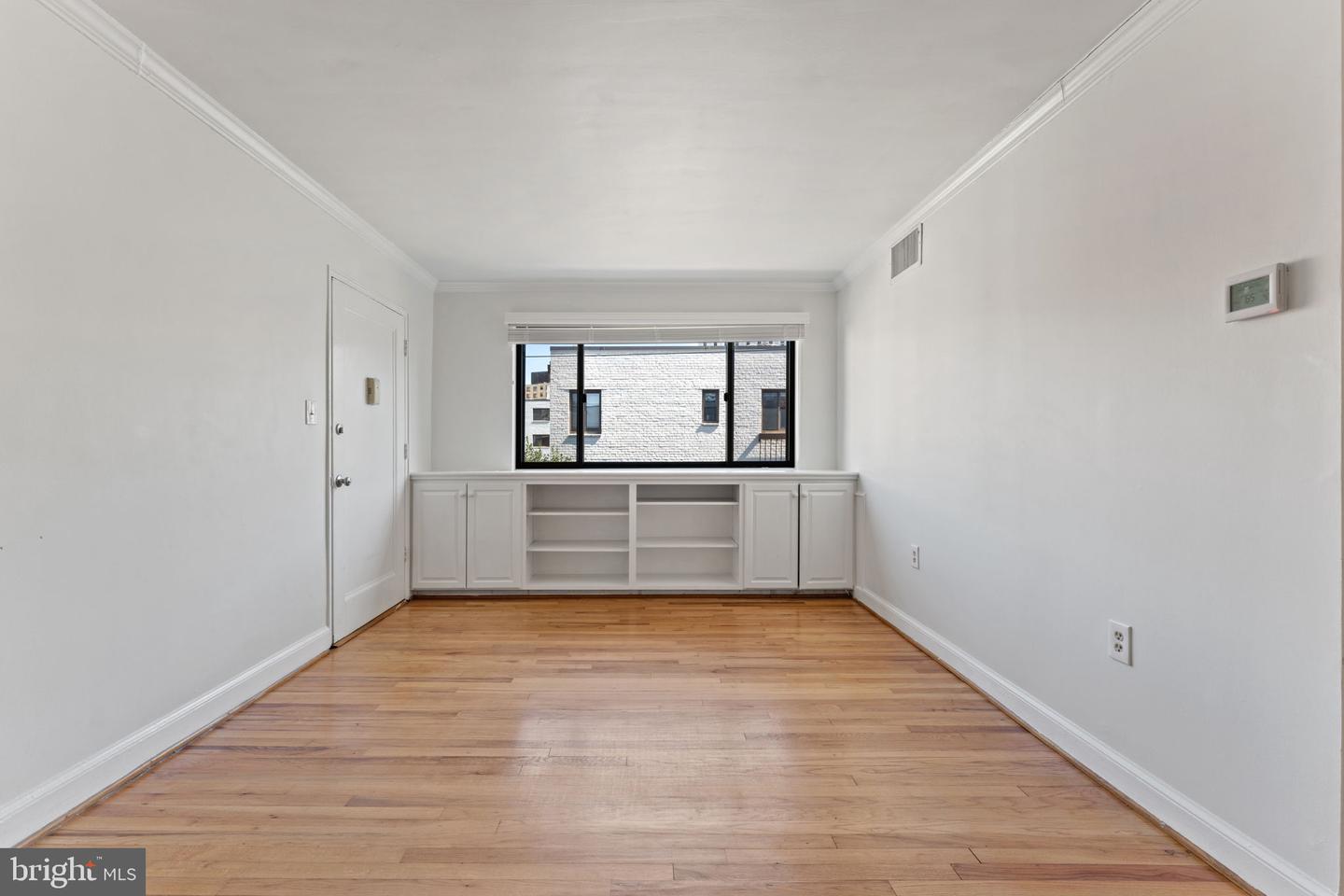 3827 Davis Pl Nw #5 Property Photo 9