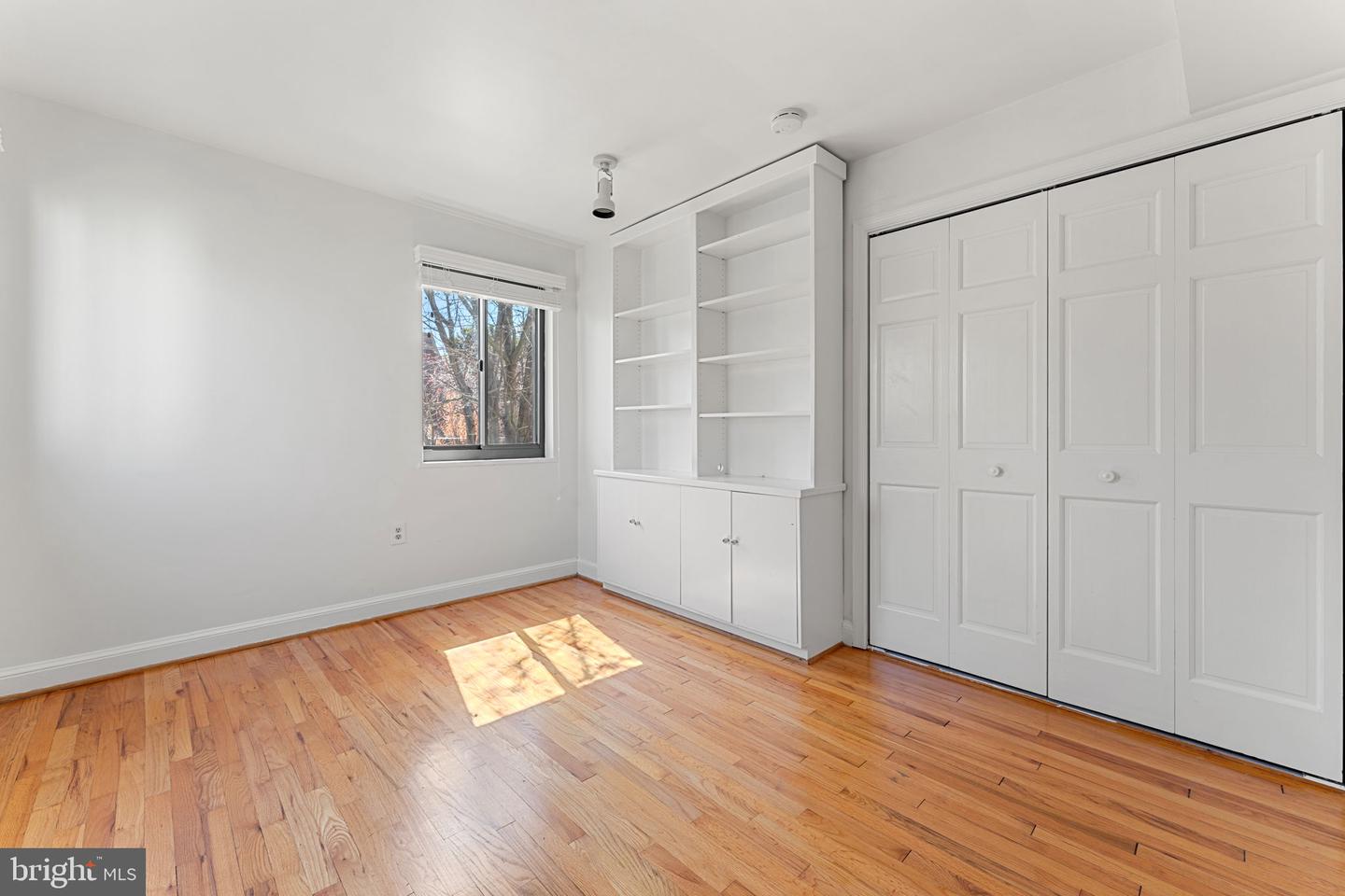 3827 Davis Pl Nw #5 Property Photo 15