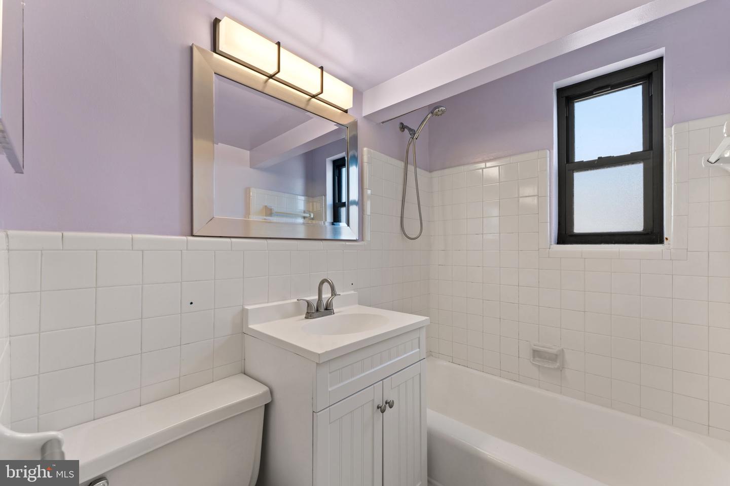 3827 Davis Pl Nw #5 Property Photo 20