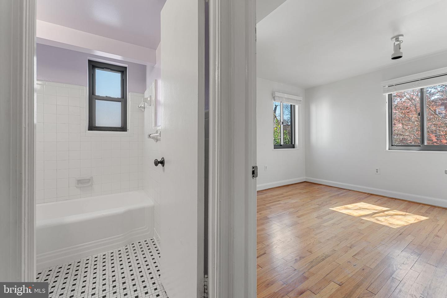 3827 Davis Pl Nw #5 Property Photo 22