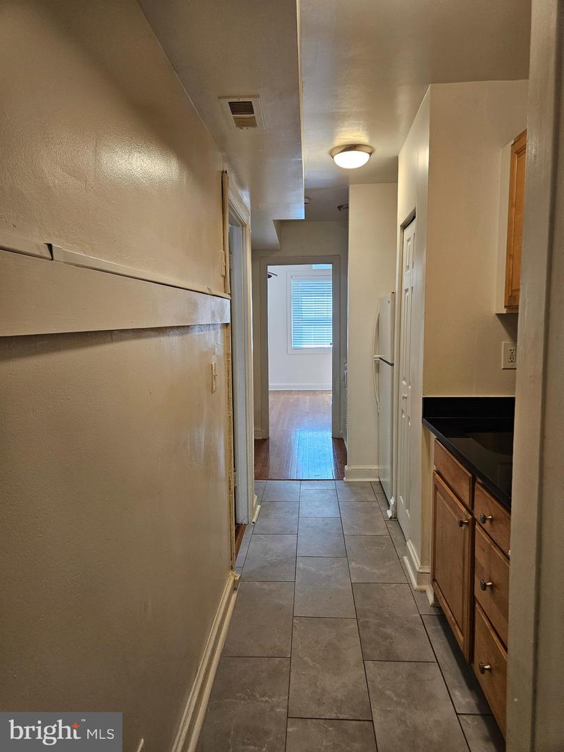 1722 H St Ne #b Property Photo 5