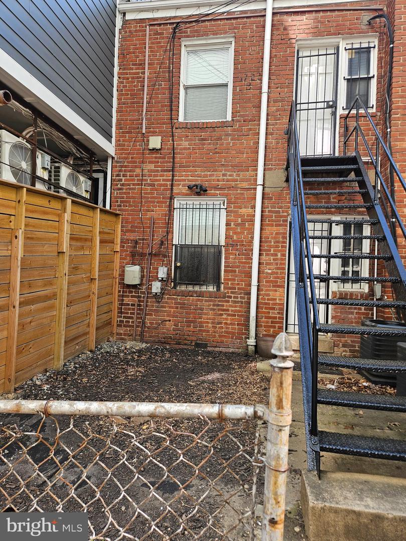 1722 H St Ne #b Property Photo 15