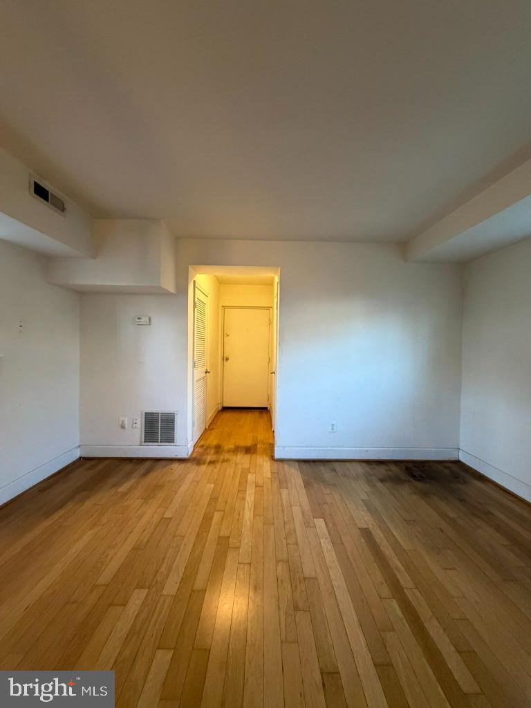4810 Quarles St Ne #103 Property Photo 8