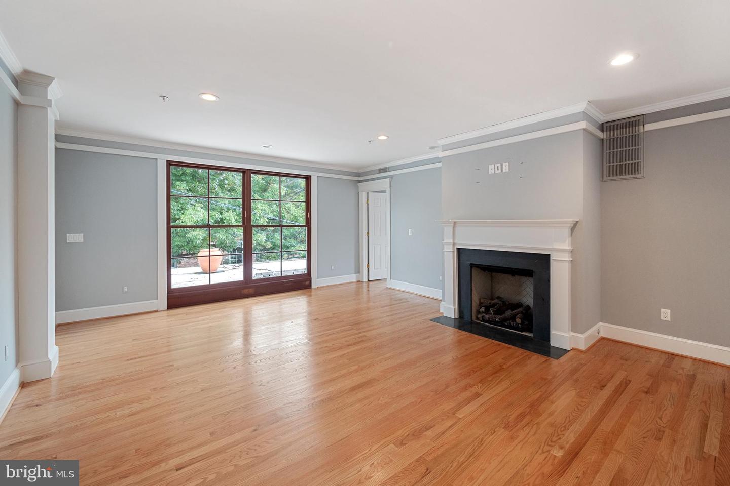 1351 Wisconsin Ave Nw #3c Property Photo 2
