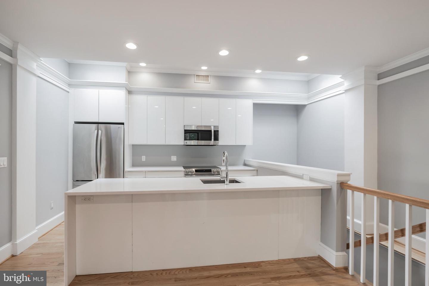 1351 Wisconsin Ave Nw #3c Property Photo 4