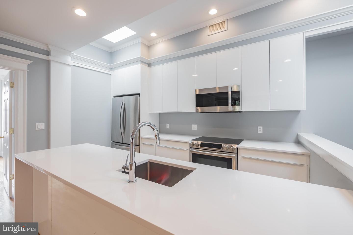 1351 Wisconsin Ave Nw #3c Property Photo 6