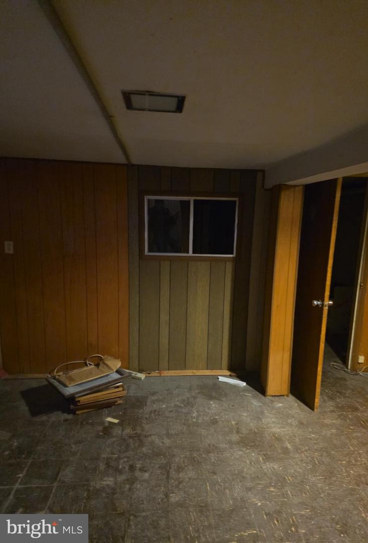 1015 E St Ne Property Photo 8