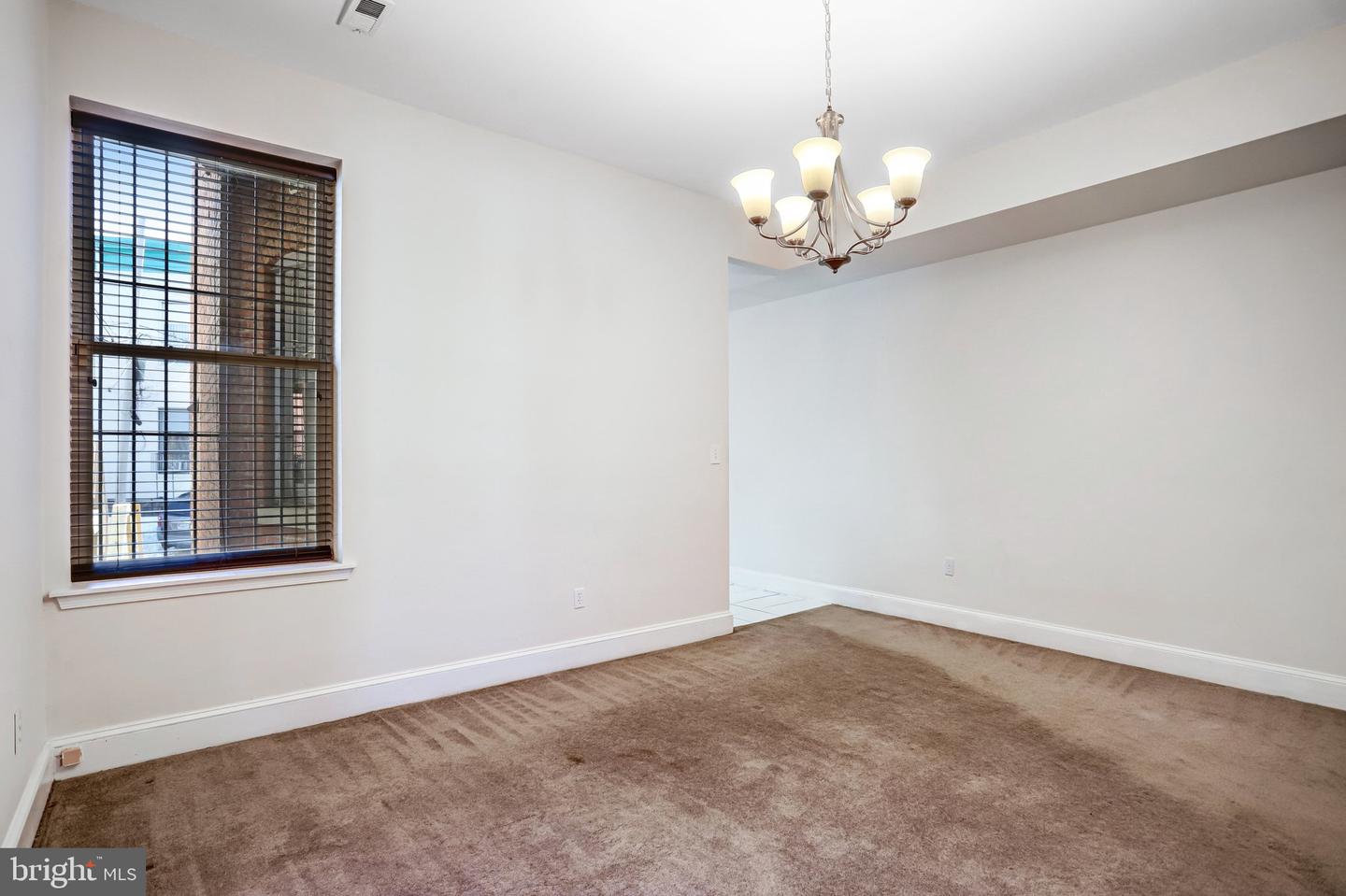 12 Rhode Island Ave Nw Property Photo 14